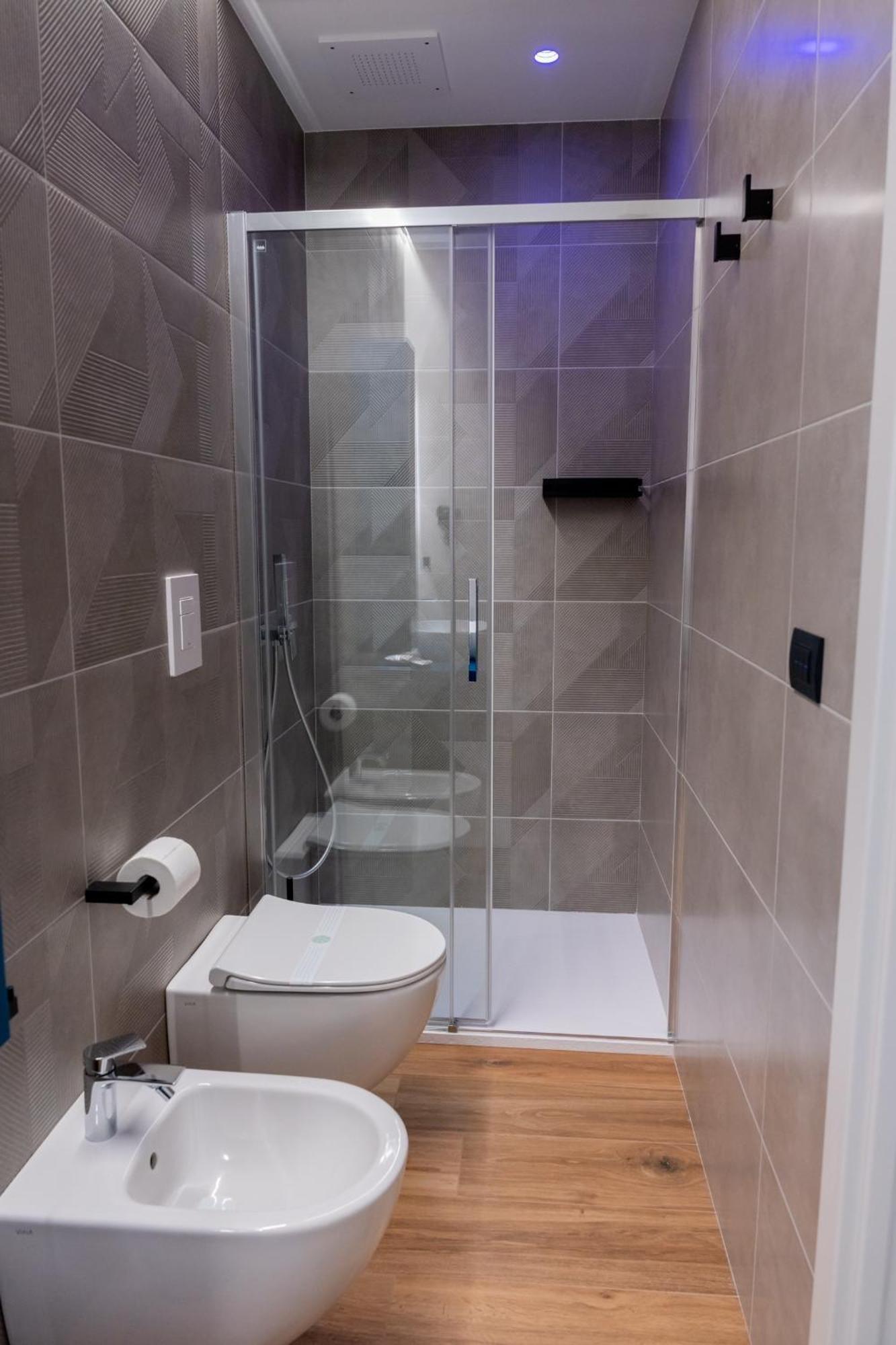 Calvani23 Luxury House Бари Экстерьер фото
